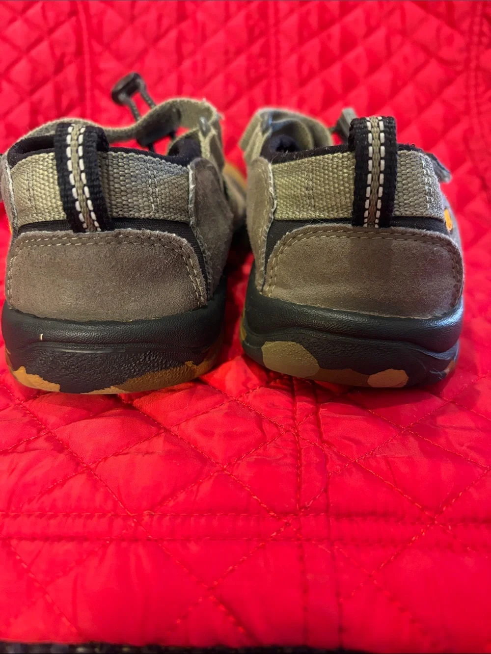 Keen Kids Camo Toe Sandals in Olive and Tan